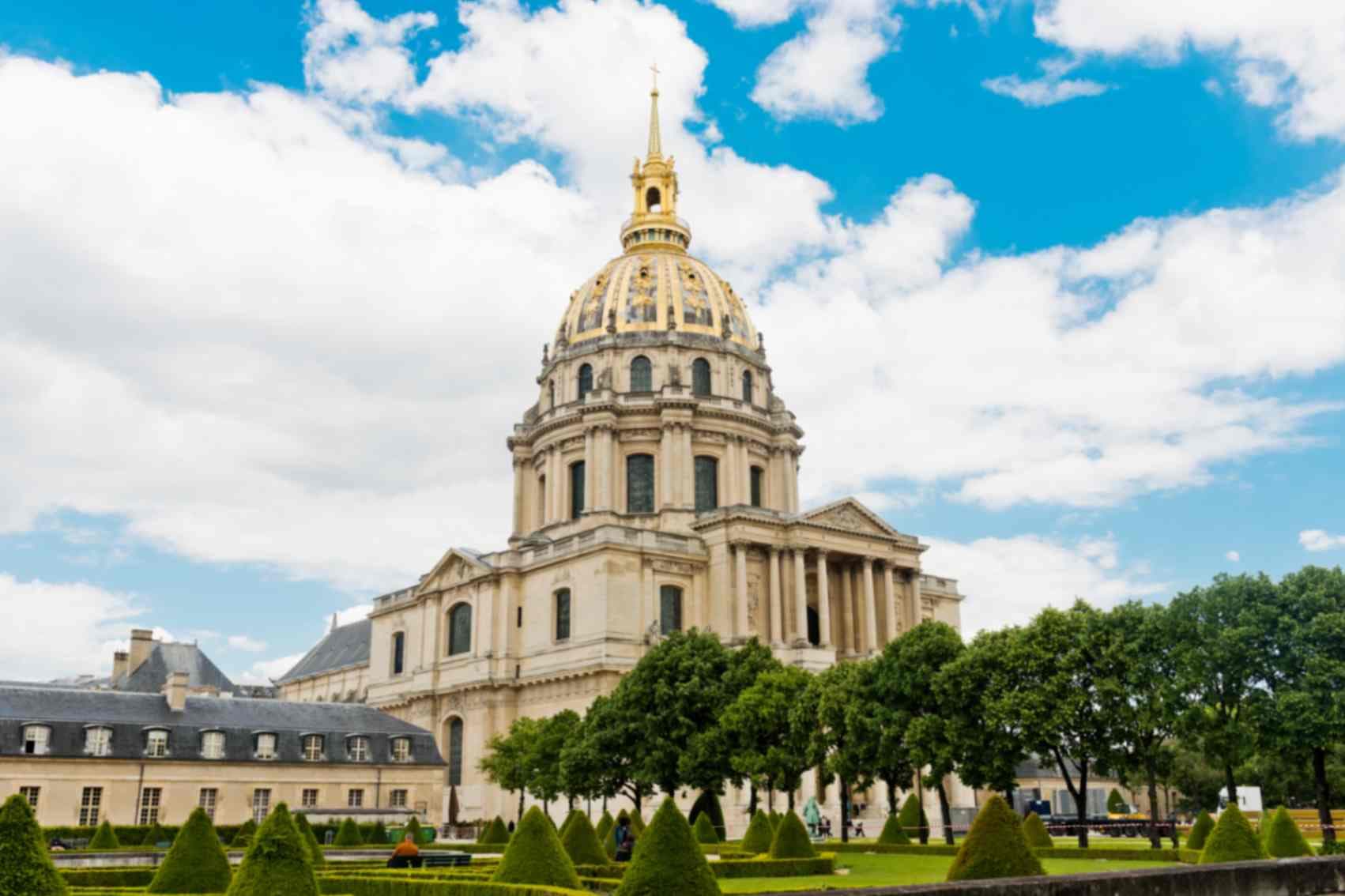 Vue extérieure de l'église du Dôme doré